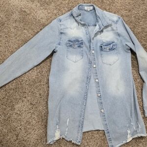 Love Tree Denim Shirt in Light Blue